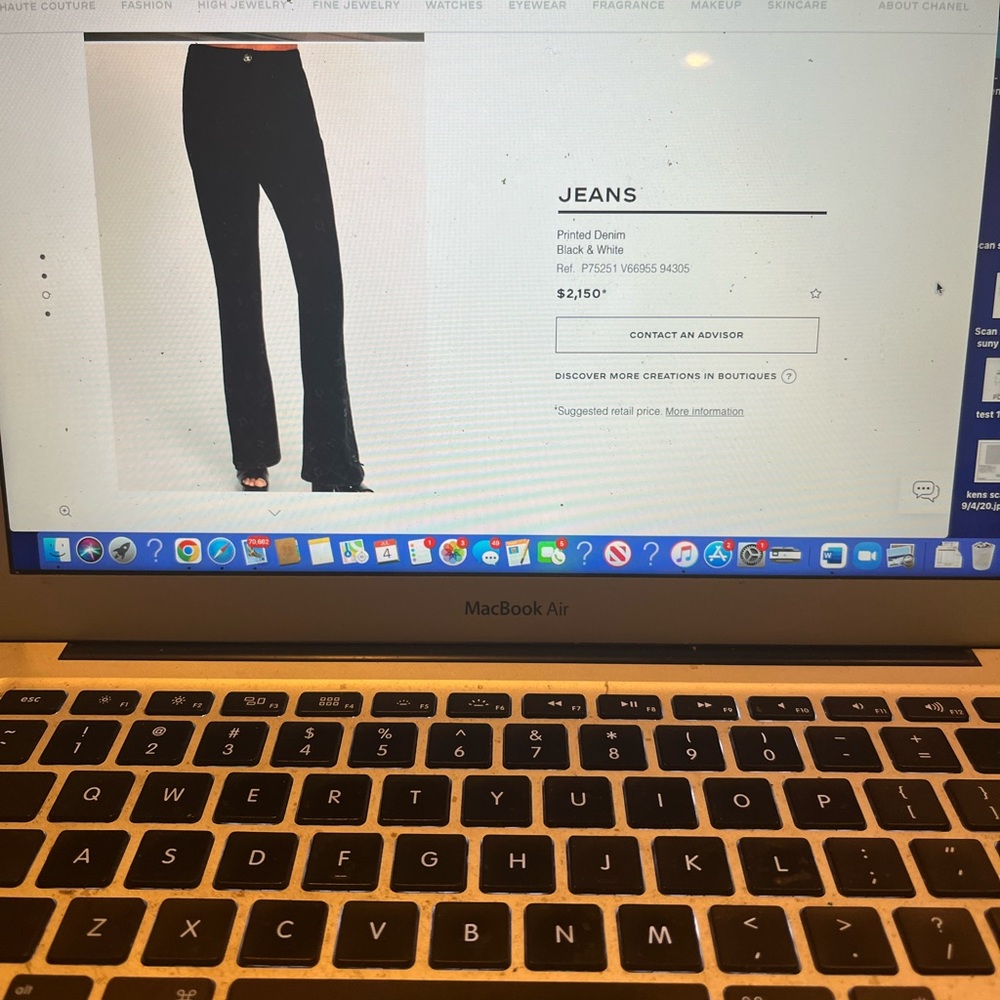 Chanel Printed Denim Black &White New Jeans. P75251 V66955 94305.